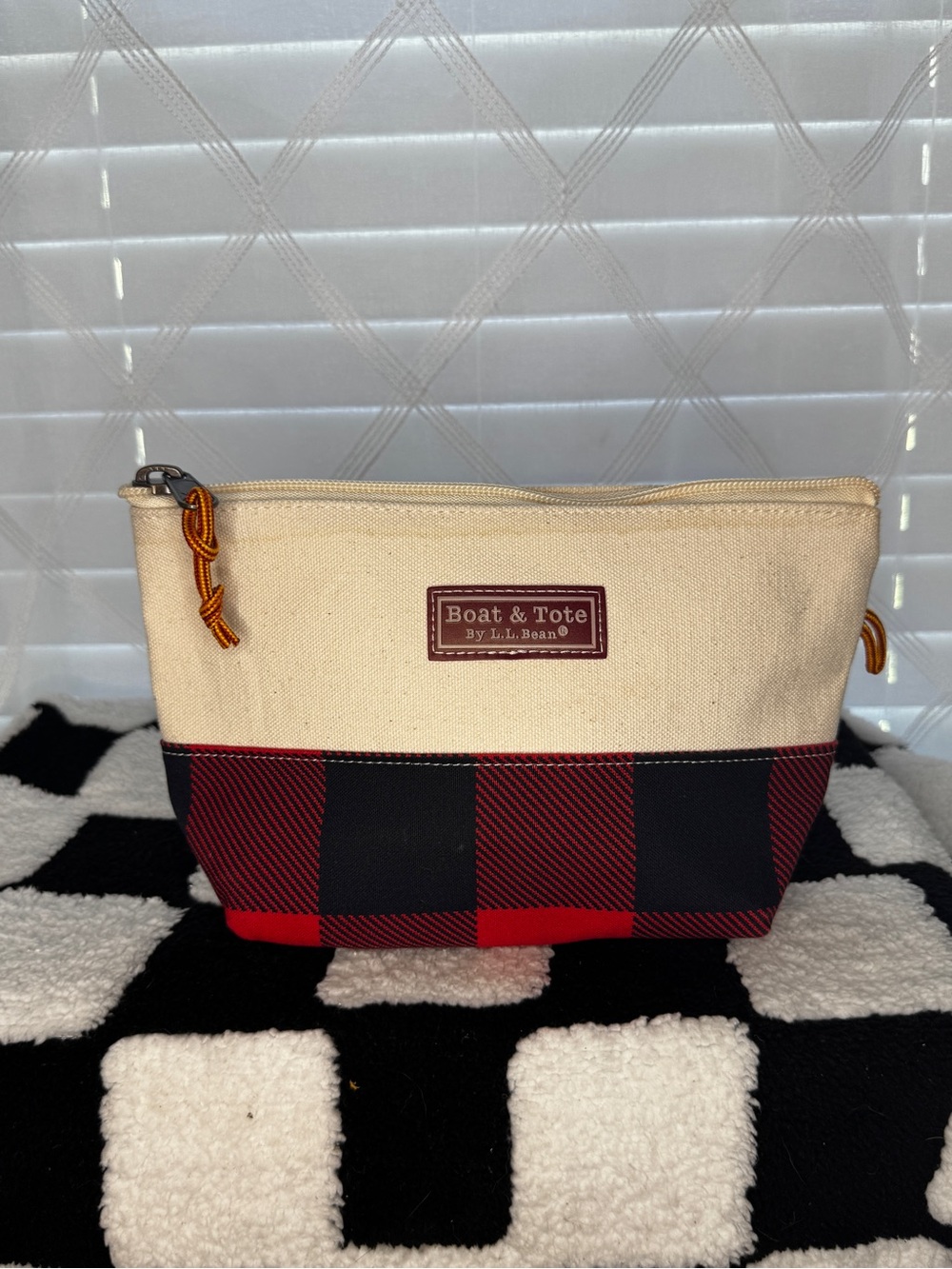 L.L.Bean Boat & Tote Canvas Zip Pouch Buffalo Plaid Cream